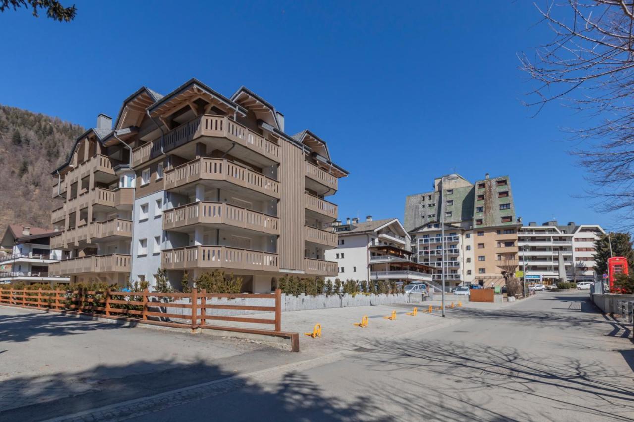 Cristallo Apartment - Ristrutturato Nuovo Centro Aprica Exterior photo